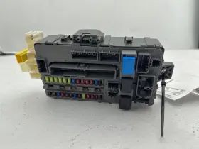 Tl2-a112 Acura 2009-2010 Tsx Interior Cabin Fuse Box Left Driver Side Oem