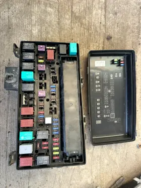 Tz5-a020 Acura 2016 Mdx 3.5l Oem Under Hood Engine Fuse Relay Junction Box Ac