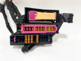 8k0-971-846 Audi 09-17 Q5 Sq5 8r Right Rh Pass Side Multifunctional Relay Fuse Box Oem
