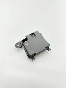8k0937517a Audi 2009-2016 A4 A5 - Battery Power Junction Fuse Box Top Cover Oem