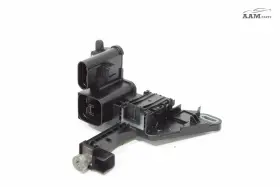 61149296151 Bmw 2013-2016 335i Xdrive 328i F30 External Ignition Distribution Terminal Oem
