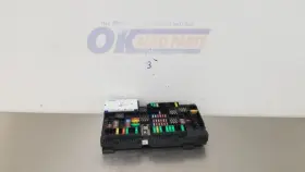 646-12428 Bmw 22 X7 M50i G07 4.4l Engine Fuse Box