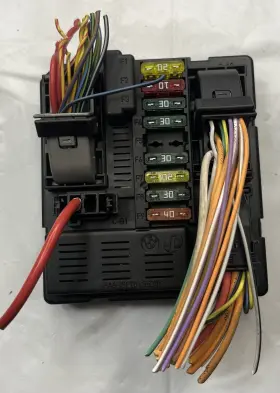 756062601 Bmw 07-10 X3 E83 Power Distribution Module Unit