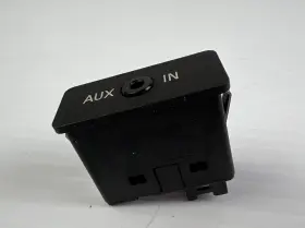 9127370 Bmw X5 E70 2007 Aux In Socket Connector