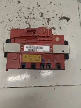 V4917895901 Bmw X5 2009 Fuse Box Engine 1387150