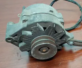 0120400752 Bosch Alternator With Bracket