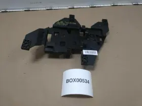 15905863 Buick 2008 Enclave Rear Left Driver Side Park Assist Module Bracket Holder Oem