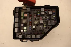 20860988 Cadillac 2011-2014 Cts Coupe Engine Power Distribution Junction Fuse Box Oem
