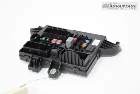 23175681 Cadillac 2016-2019 Xts 3.6l Rear Compartment Fuse Relay Box Block Oem