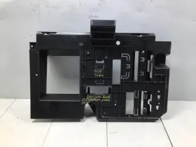 25734329 Cadillac Deville 2002 Fuse Box Mount Bracket Factory