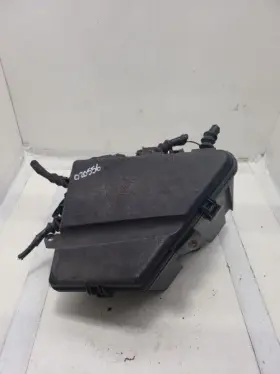 646-01463 Cadillac Fuse Box Engine Fits 04-07 Cts 575493