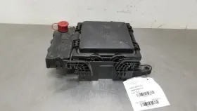 646.gm6k19 Cadillac 19 2019 Ats 2.0l Oem Engine Bay Mounted Fuse Box Relay Unit