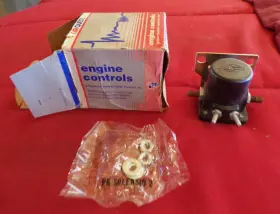 Ss-581 Car Quest 1956 Through 1959 Ford New 12 Volt Starter Switch With Grounded Base In Box