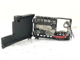13285114 Chevrolet 2008-2010 Chevy Cobalt Battery Master Fuse Block 2.2l Oem