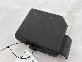25790585 Chevrolet 2006 - 2007 Impala Engine Fuse Relay Junction Box Oem