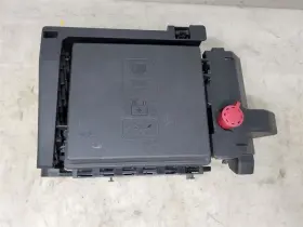 84500352 Chevrolet Fuse Box Engine Lt1 Ss From 05/31/18 Fits 18 Camaro 24112