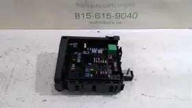 84303338 Chevrolet Traverse 2019-2021 Engine Fuse Relay Junction Block Box Oem