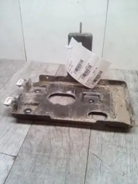 607.gm8l15 Chevrolet Truck Equinox 2015 Battery Tray 459888