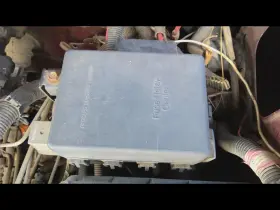 646-01697 Chevrolet Truck Fuse Box Engine Vin J 8th Digit Fits 00 2500 Pickup 474626
