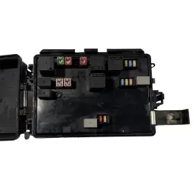68105528ad Chrysler 2012-2013 Dodge Challenger Under Hood Engine Fuse Box Oem