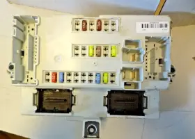 68145626ai Chrysler Fits 2015 200 Bcm Body Control Module Fuse Box Oem