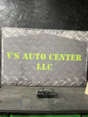 68209781ac Chrysler Fits 2015 2016 2017 200 Sedan 2.4l Engine Fuse Relay Junction Box Oem
