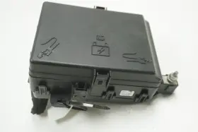68542231ab Chrysler 2022 Dodge Challenger 3.6l Engine Fuse And Relay Junction Box Used Oem