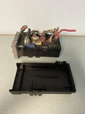 P05144579ac Chrysler 2006 Town And Country Tipm Fuse Box Panel Engine Bcm Body Control Module Relay