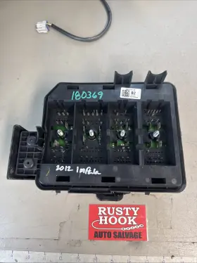 13786621-02 Delphi 2012 Chevrolet Impala Fusebox Fuse Box Relay Module 20912125 02