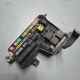 05026036ad Dodge 2005 Ram 2500 3500 Tipm Totally Integrated Power Module Fuse Box