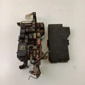 646-999646 Dodge 1998-2001 Ram 1500 5.9l Gas Engine Fuse Relay Box Circuit Assembly Oem