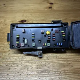 P56049888aj Dodge Totally Integrated Module Fuse Box Fits 06 1500 Pickup 56049888aj