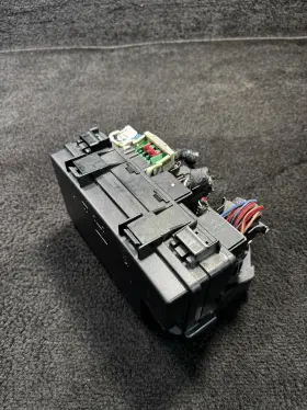 R8217405ab Dodge 2014 Caravan Tipm Fuse Relay Box Module Oem