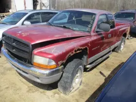 646.ch8399 Dodge Truck Dakota 1999 Fuse Box Engine 361462