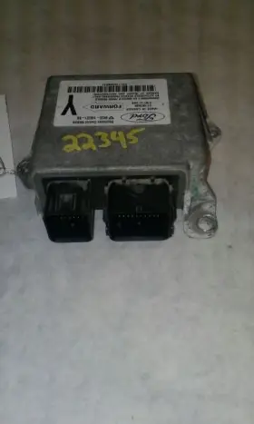 591-00965 Ford Chassis Ecm Air Bag Below Center Dash Coupe Fits 06 Mustang 659522