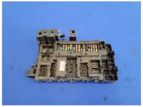 591.fd1i20 Ford 2020 Mustang Gt S550 Body Control Module Bcm Fuse Smart Box 2587
