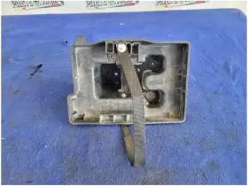 607.fd1h10 Ford 2010 Mustang Shelby Gt500 5.4l Front Battery Box Tray Strap 2852