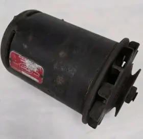 626062 Ford Vintage 1950s 7 Volt 35 Amp Generator Oem Fomoco