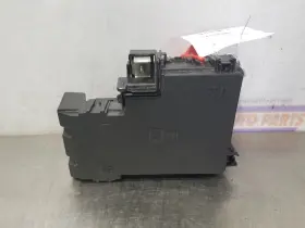 646.fd1i25 Ford 25 2025 Mustang Ecoboost 2.3l Engine Fuse Box