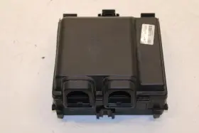 Lx6t-14d068-nab Ford 646.fd8a20 20-23 Escape Sel 2.0l Engine Bay Fuse Relay Junction Block
