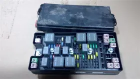 6r3z14a003a Ford 2009 Mustang 4.0l Engine Fuse Box Working Oem