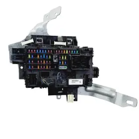 8g1z14a254a Ford 2013-2016 Taurus 3.5l Engine Fuse Box Relay With Bracket Motorcraft Oem