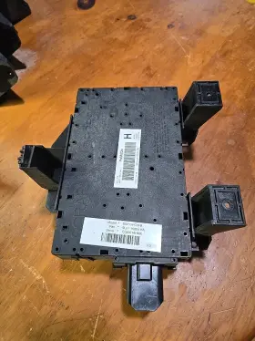 9l3t-15604-ha Ford 2009 F150 Interior Cabin Fuse Box Relay Junction Block Panel
