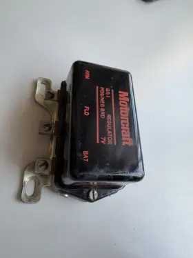 B5az-10505-a Ford Voltage Regulator 1939 - 1955 6v And V8 Used No Tested