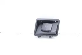 Dc34-25044f46-e Ford 11-16 F250 Sd Fr Dash Auxiliary Power Outlet Plug With Bezel