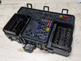 Dg9t-14a067-bf Ford 2013 Fusion Auto Junction Fuse Relay Control Box Dg9t14a067bf 02