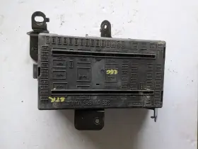 646-01121 Ford Truck Fuse Box Engine Vin L 8th Digit Sohc Fits 02-05 Excursion 1757658