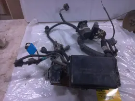 646.fd8596 Ford Truck F150 1996 Fuse Box Engine 1013225