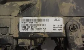 646.fd8m07 Ford Truck 07 F250 Super Duty Fuse Box 9051
