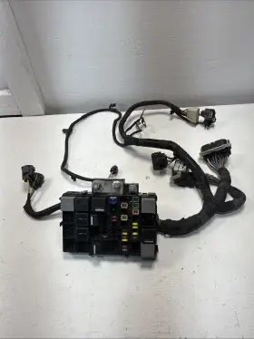 Bk2t-14b144-aa Ford Trucks 2015-2019 Transit 150 250 350 Engine Wiring Harness Fuse Box